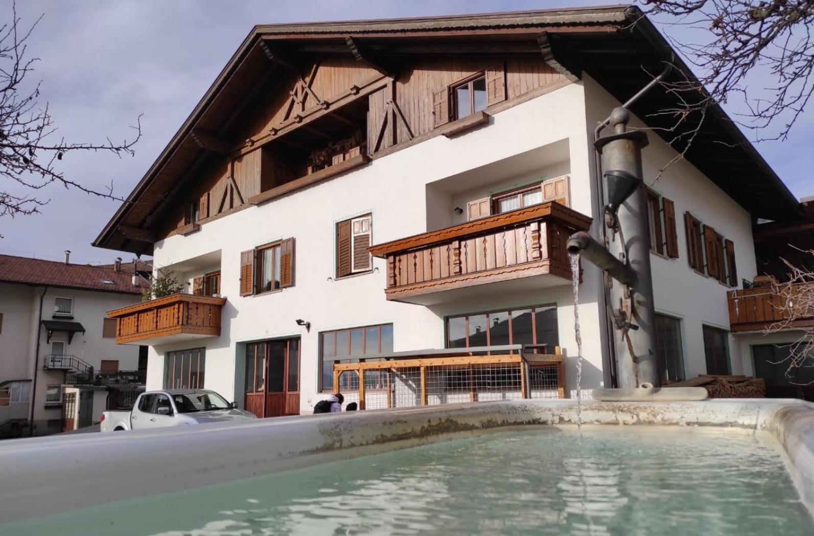 Appartamento Cologna Castelfondo Luaran gambar